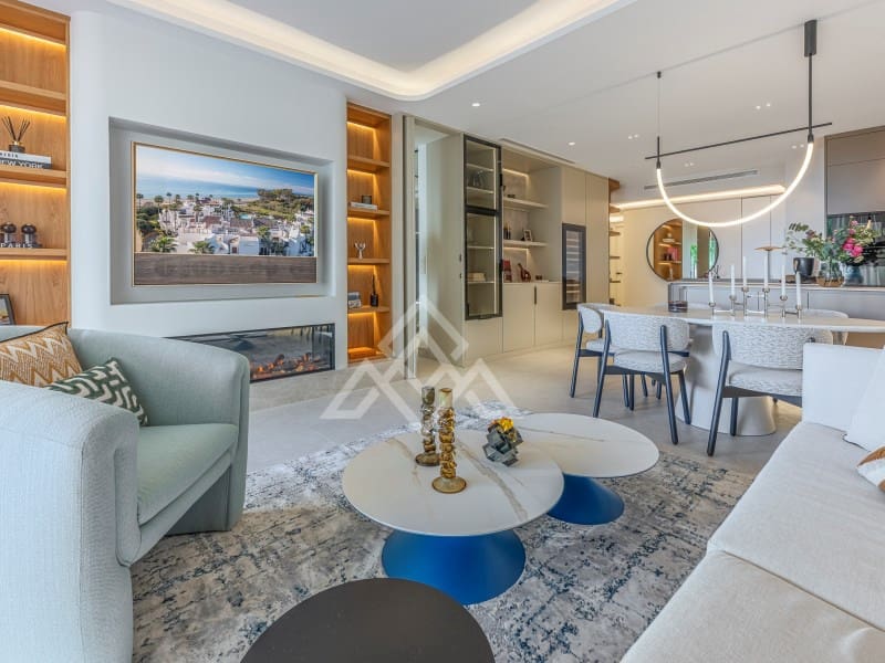 3 soveværelse Lejlighed til salg i El Paraiso med swimmingpool - € 1.895.000 (Ref: 9804239)