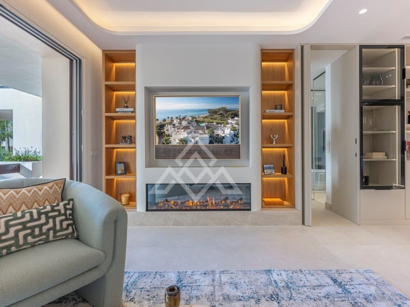 3 soveværelse Lejlighed til salg i El Paraiso med swimmingpool - € 1.895.000 (Ref: 9804239)