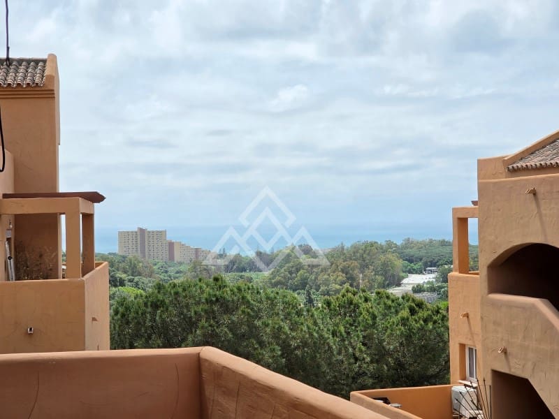 3 bedroom Apartment for sale in Marbella with pool garage - € 595,000 (Ref: 9808189)