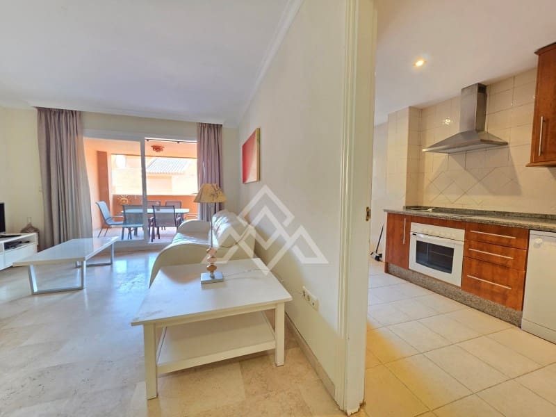 3 bedroom Apartment for sale in Marbella with pool garage - € 595,000 (Ref: 9808189)