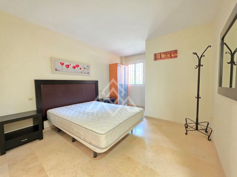 3 bedroom Apartment for sale in Marbella with pool garage - € 595,000 (Ref: 9808189)