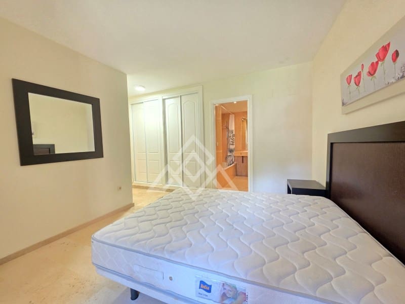 3 bedroom Apartment for sale in Marbella with pool garage - € 595,000 (Ref: 9808189)