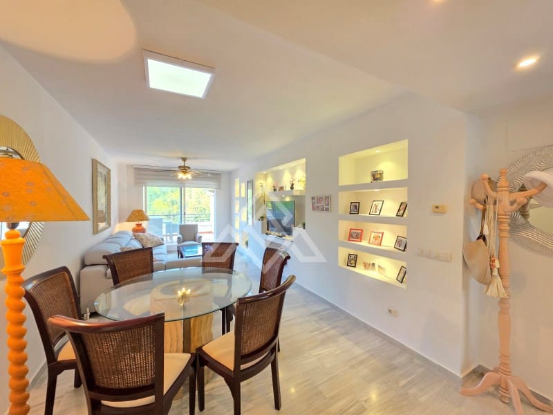 3 sovrum Takvåning till salu i Benahavis med pool garage - 535 000 € (Ref: 9822813)