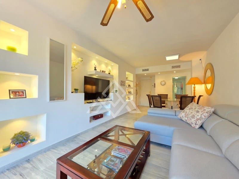 3 sovrum Takvåning till salu i Benahavis med pool garage - 535 000 € (Ref: 9822813)