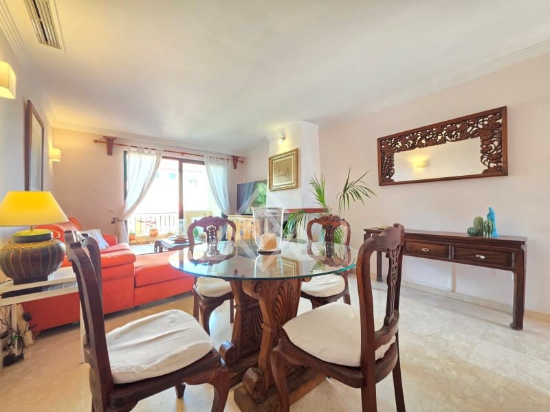 3 soveværelse Penthouse til salg i La Duquesa / Puerto de la Duquesa med garage - € 335.000 (Ref: 9825051)