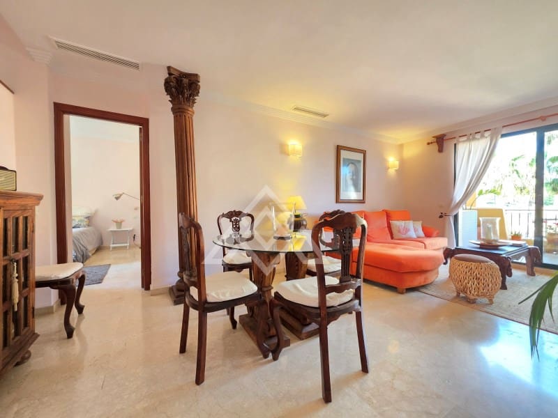 3 soveværelse Penthouse til salg i La Duquesa / Puerto de la Duquesa med garage - € 335.000 (Ref: 9825051)
