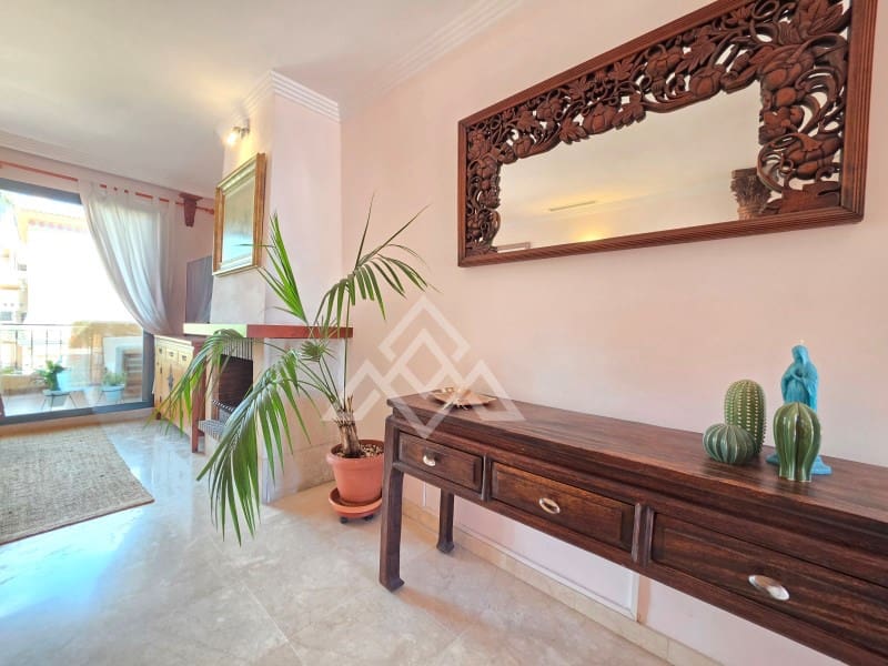 3 soveværelse Penthouse til salg i La Duquesa / Puerto de la Duquesa med garage - € 335.000 (Ref: 9825051)