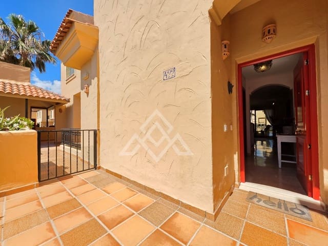 3 soveværelse Penthouse til salg i La Duquesa / Puerto de la Duquesa, Manilva med garage - € 335.000 (Ref: 9825051)