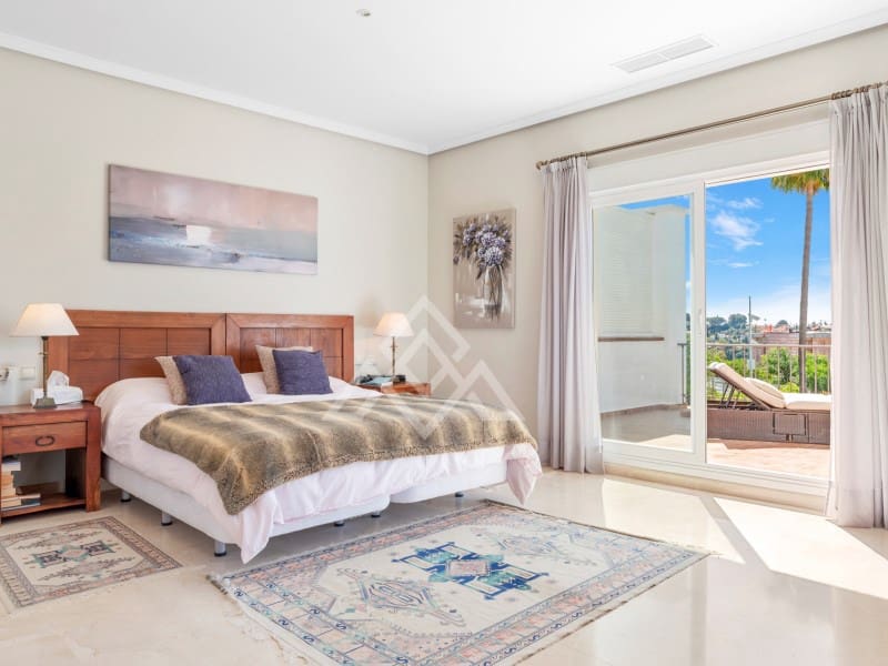 6 Zimmer Villa zu verkaufen in Benahavis - 2.690.000 € (Ref: 9839526)