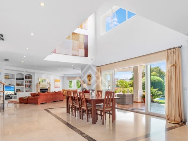 6 Zimmer Villa zu verkaufen in El Paraíso, Benahavís - 2.690.000 € (Ref: 9839526)