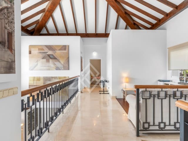 6 Zimmer Villa zu verkaufen in El Paraíso, Benahavís - 2.690.000 € (Ref: 9839526)