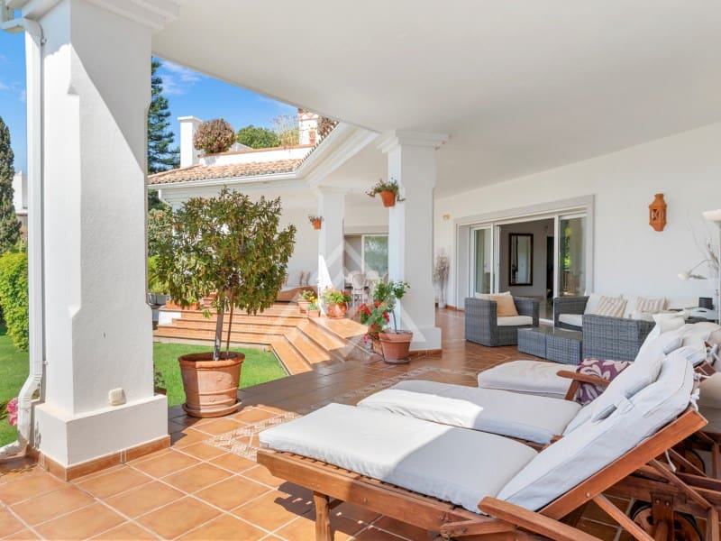 6 Zimmer Villa zu verkaufen in Benahavis - 2.690.000 € (Ref: 9839526)