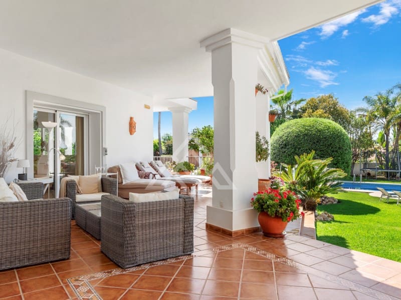 6 Zimmer Villa zu verkaufen in Benahavis - 2.690.000 € (Ref: 9839526)