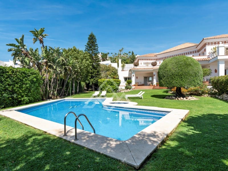 6 Zimmer Villa zu verkaufen in Benahavis - 2.690.000 € (Ref: 9839526)