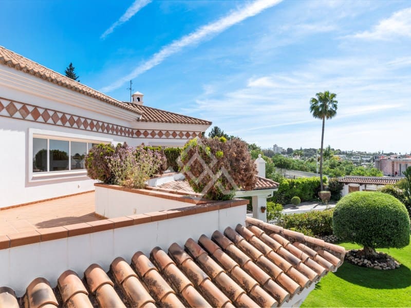 6 Zimmer Villa zu verkaufen in Benahavis - 2.690.000 € (Ref: 9839526)