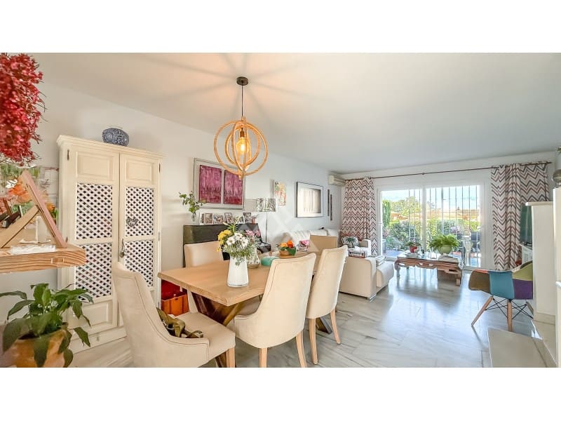 3 soverom Hus til salgs i New Golden Mile med svømmebasseng garasje - € 499 000 (Ref: 9849638)
