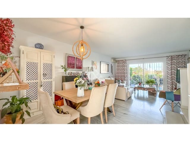 3 soverom Hus til salgs i Nueva Atalaya, Estepona med svømmebasseng garasje - € 499 000 (Ref: 9849638)