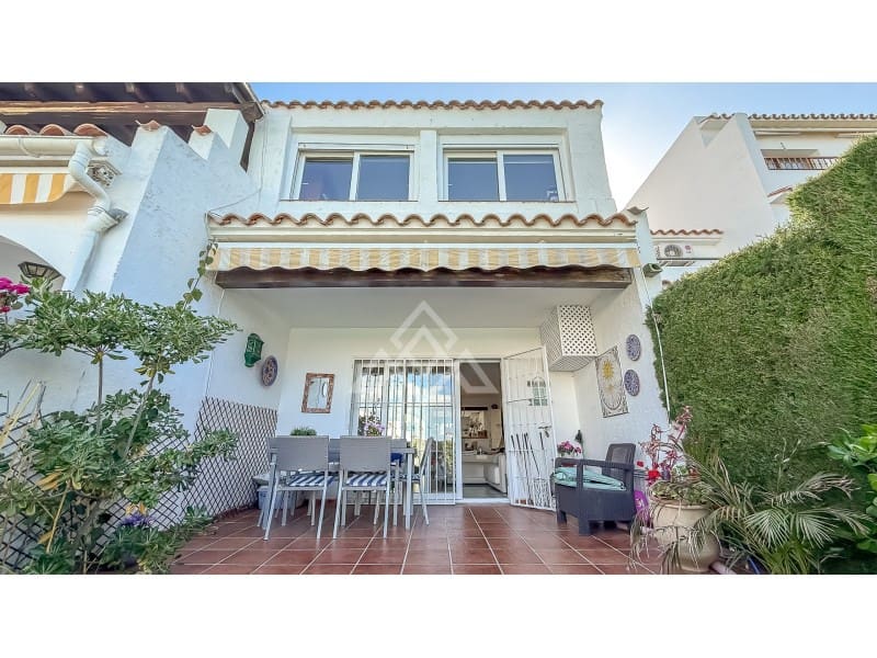 3 soverom Hus til salgs i New Golden Mile med svømmebasseng garasje - € 499 000 (Ref: 9849638)