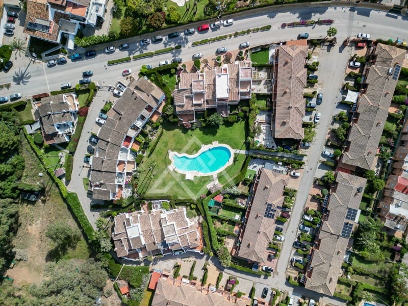 3 soverom Hus til salgs i New Golden Mile med svømmebasseng garasje - € 499 000 (Ref: 9849638)