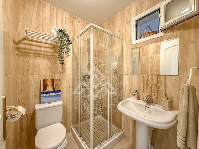 2 soveværelse Lejlighed til salg i Elviria, Marbella med swimmingpool garage - € 375.000 (Ref: 9865118)