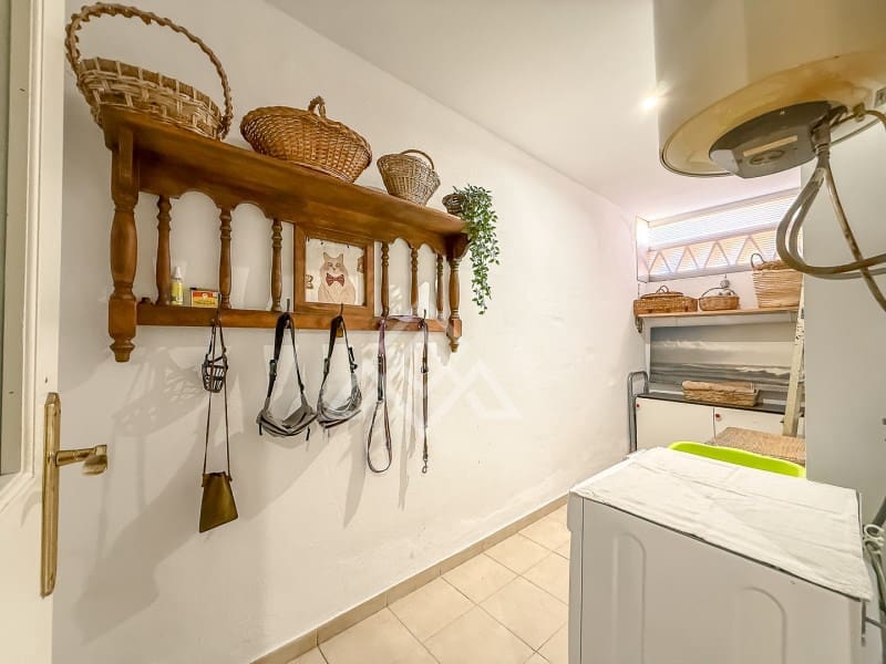 2 soverom Leilighet til salgs i Elviria med svømmebasseng garasje - € 375 000 (Ref: 9865118)