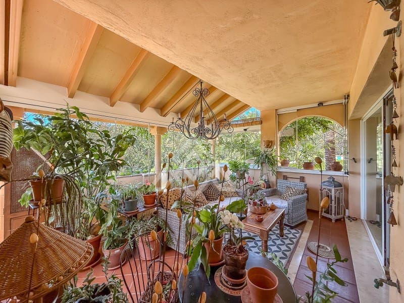 2 soverom Leilighet til salgs i Elviria med svømmebasseng garasje - € 375 000 (Ref: 9865118)