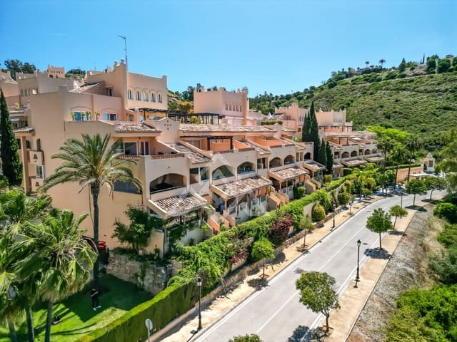 2 soveværelse Lejlighed til salg i Elviria, Marbella med swimmingpool garage - € 375.000 (Ref: 9865118)