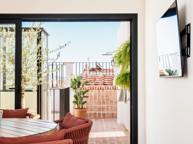 3 bedroom Townhouse for sale in San Pedro de Alcantara with pool - € 875,000 (Ref: 9866932)