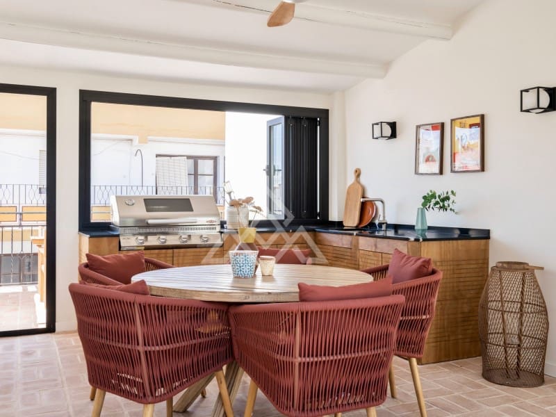 3 bedroom Townhouse for sale in San Pedro de Alcantara with pool - € 875,000 (Ref: 9866932)