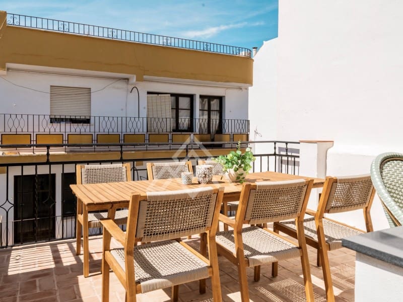 3 bedroom Townhouse for sale in San Pedro de Alcantara with pool - € 875,000 (Ref: 9866932)