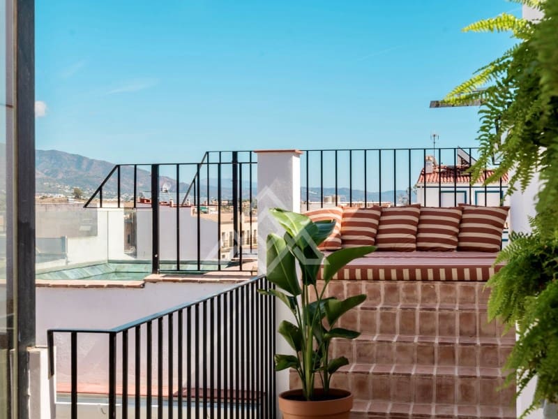 3 bedroom Townhouse for sale in San Pedro de Alcantara with pool - € 875,000 (Ref: 9866932)