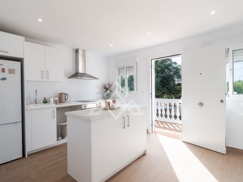 3 chambre Villa/Maison à vendre à Marbella avec garage - 2 200 000 € (Ref: 9881808)