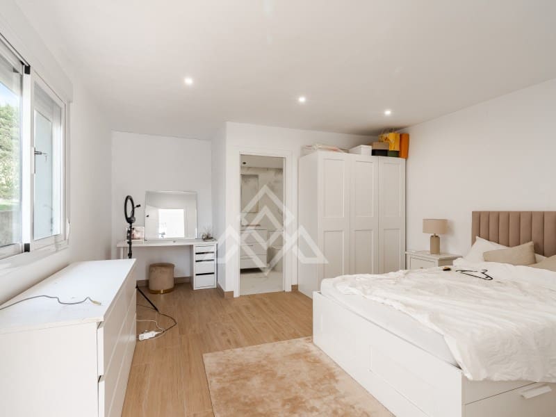 3 chambre Villa/Maison à vendre à Marbella avec garage - 2 200 000 € (Ref: 9881808)