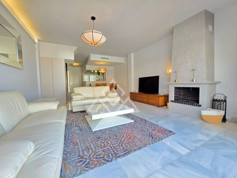 3 bedroom Townhouse for sale in Costalita with garage - € 1,100,000 (Ref: 9881810)