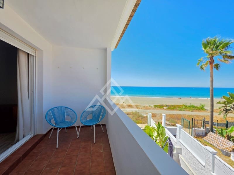 3 bedroom Townhouse for sale in Costalita with garage - € 1,100,000 (Ref: 9881810)