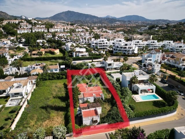 3 slaapkamer Villa te koop in Paraiso - Barronal, Estepona - € 895.000 (Ref: 9913052)