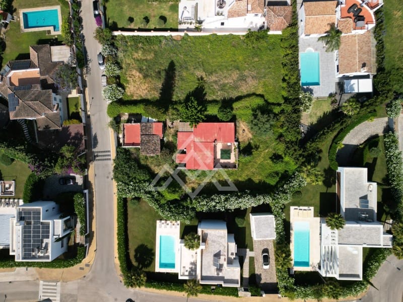 3 slaapkamer Villa te koop in New Golden Mile - € 895.000 (Ref: 9913052)