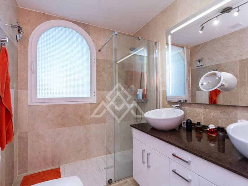4 camera da letto Appartamento in vendita in Benahavis - 529.000 € (Rif: 9913053)