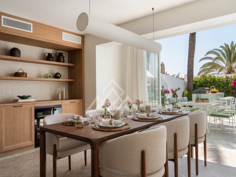 3 Zimmer Villa zu verkaufen in Golden Mile mit Pool Garage - 5.995.000 € (Ref: 9922171)