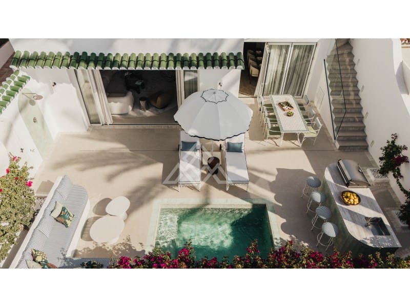 3 Zimmer Villa zu verkaufen in Golden Mile mit Pool Garage - 5.995.000 € (Ref: 9922171)