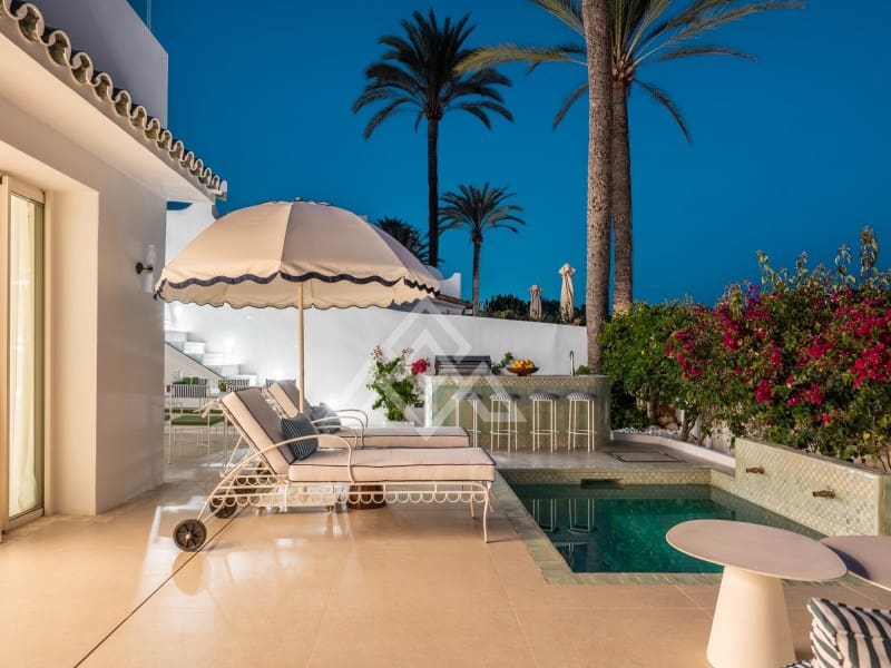 3 Zimmer Villa zu verkaufen in Golden Mile mit Pool Garage - 5.995.000 € (Ref: 9922171)
