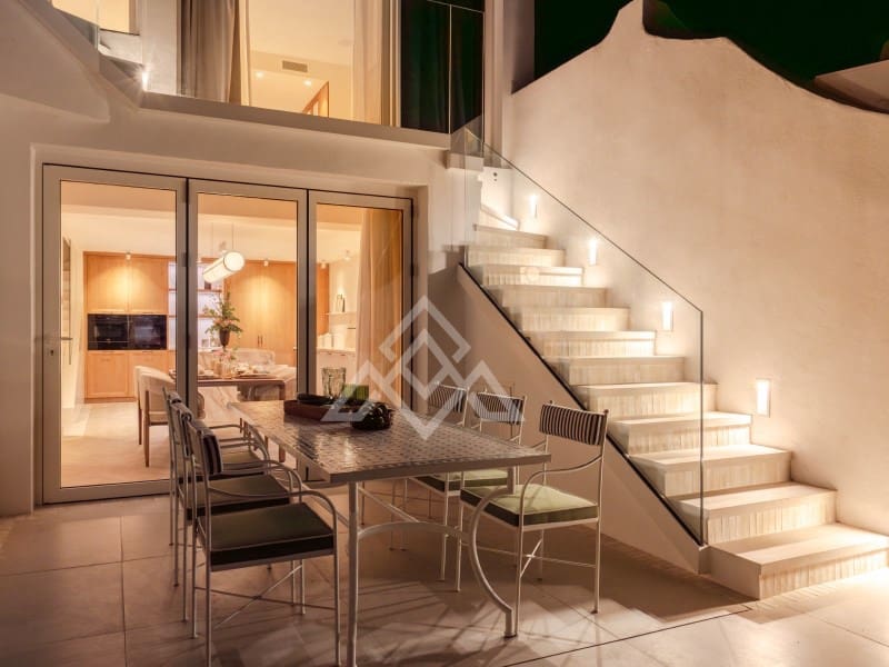 3 Zimmer Villa zu verkaufen in Golden Mile mit Pool Garage - 5.995.000 € (Ref: 9922171)