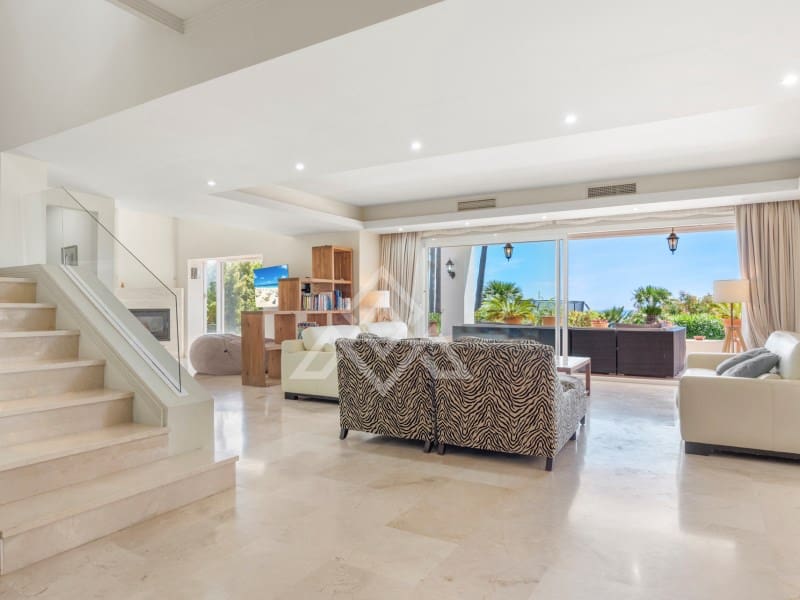 4 soverom Villa til salgs i Manilva med svømmebasseng garasje - € 1 499 000 (Ref: 9927287)