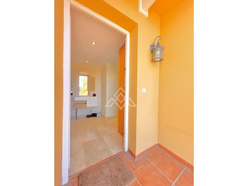 2 sovrum Takvåning till salu i Mijas med garage - 450 000 € (Ref: 9952573)