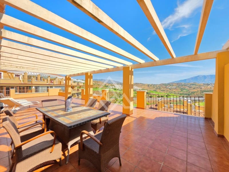 2 sovrum Takvåning till salu i Mijas med garage - 450 000 € (Ref: 9952573)