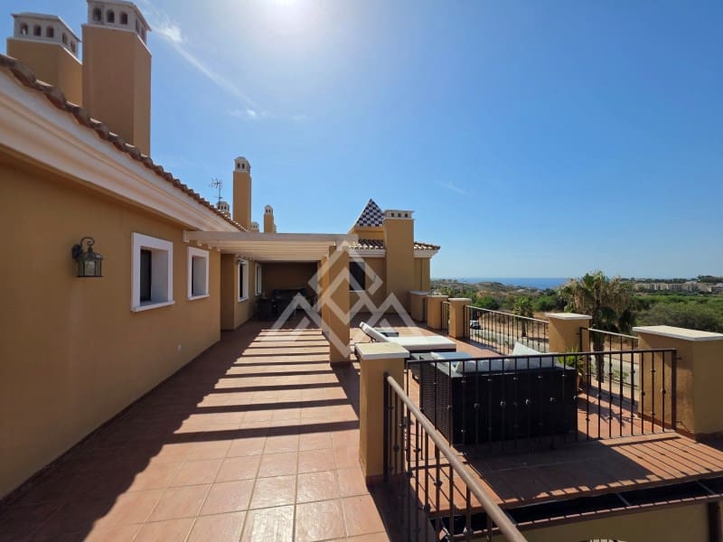 2 sovrum Takvåning till salu i Mijas med garage - 450 000 € (Ref: 9952573)