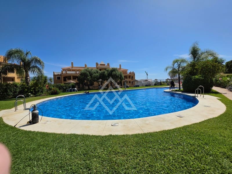 2 sovrum Takvåning till salu i Mijas med garage - 450 000 € (Ref: 9952573)