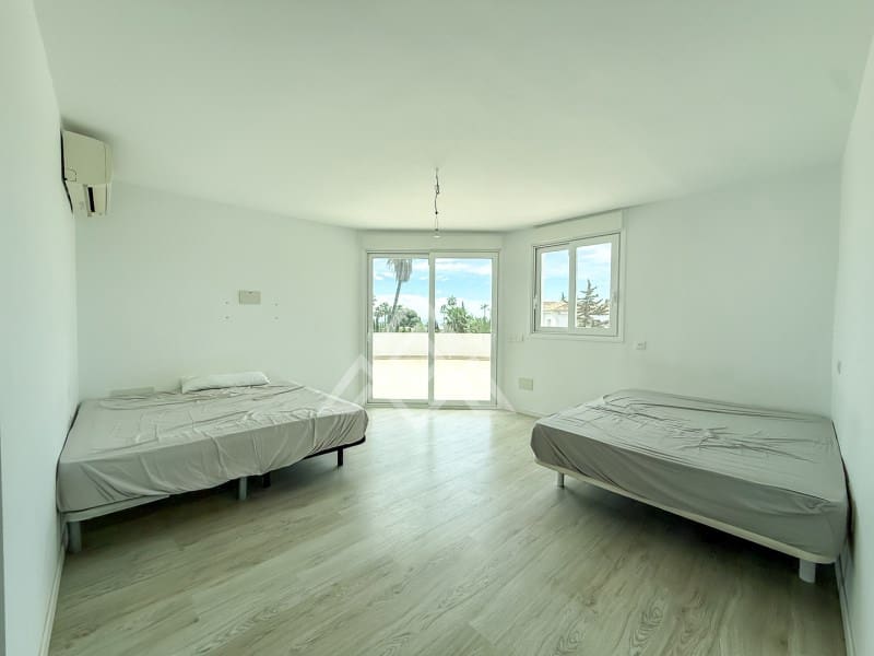 4 soverom Villa til salgs i New Golden Mile - € 3 200 000 (Ref: 9954187)