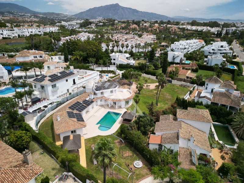Chalet de 4 habitaciones en New Golden Mile en venta con garaje - 2.950.000 € (Ref: 9954187)