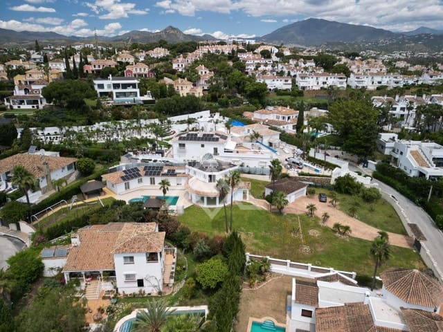4 soverom Villa til salgs i Benamara - Atalaya, Estepona med garasje - € 2 950 000 (Ref: 9954187)